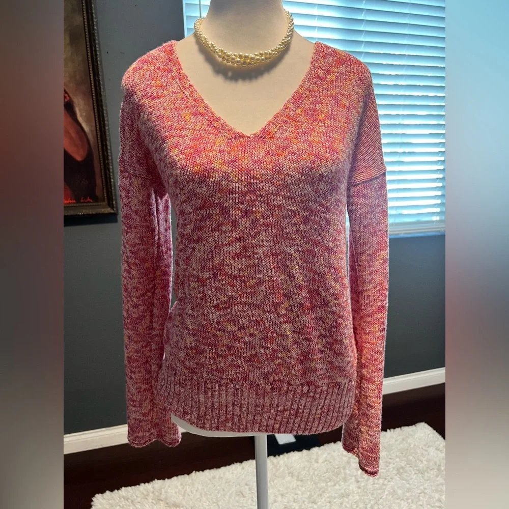 J. Crew Cozy Pink V-Neck Sweater In EUC. Size XS